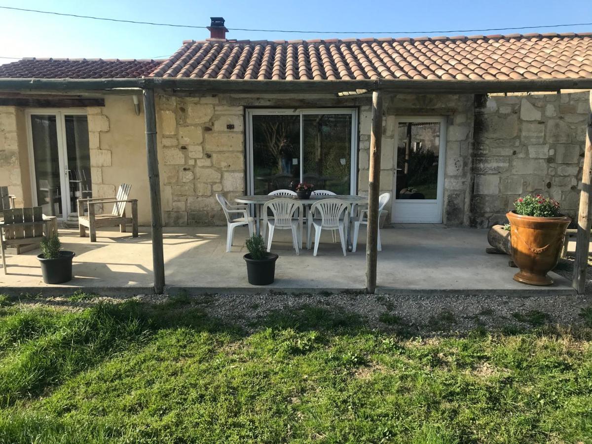 Villa Mazet En Camargue Arles Exterior foto